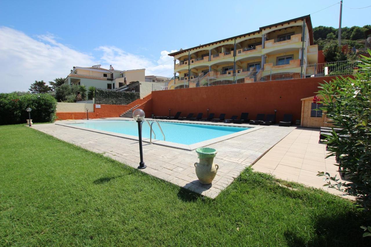Casa Clami Lägenhet Castelsardo Exteriör bild